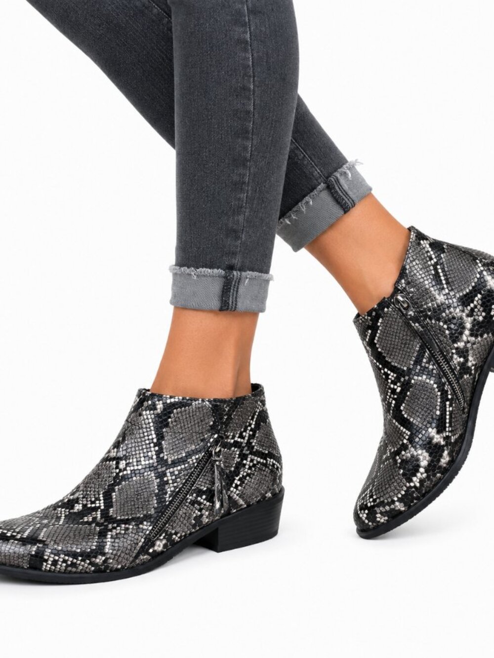 Arizona Cadman Ankle Boots Gray Snake Print Western Side Zip Block Heel Chic 10